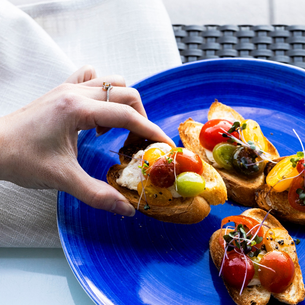 bruschetta hand tomatoes 1