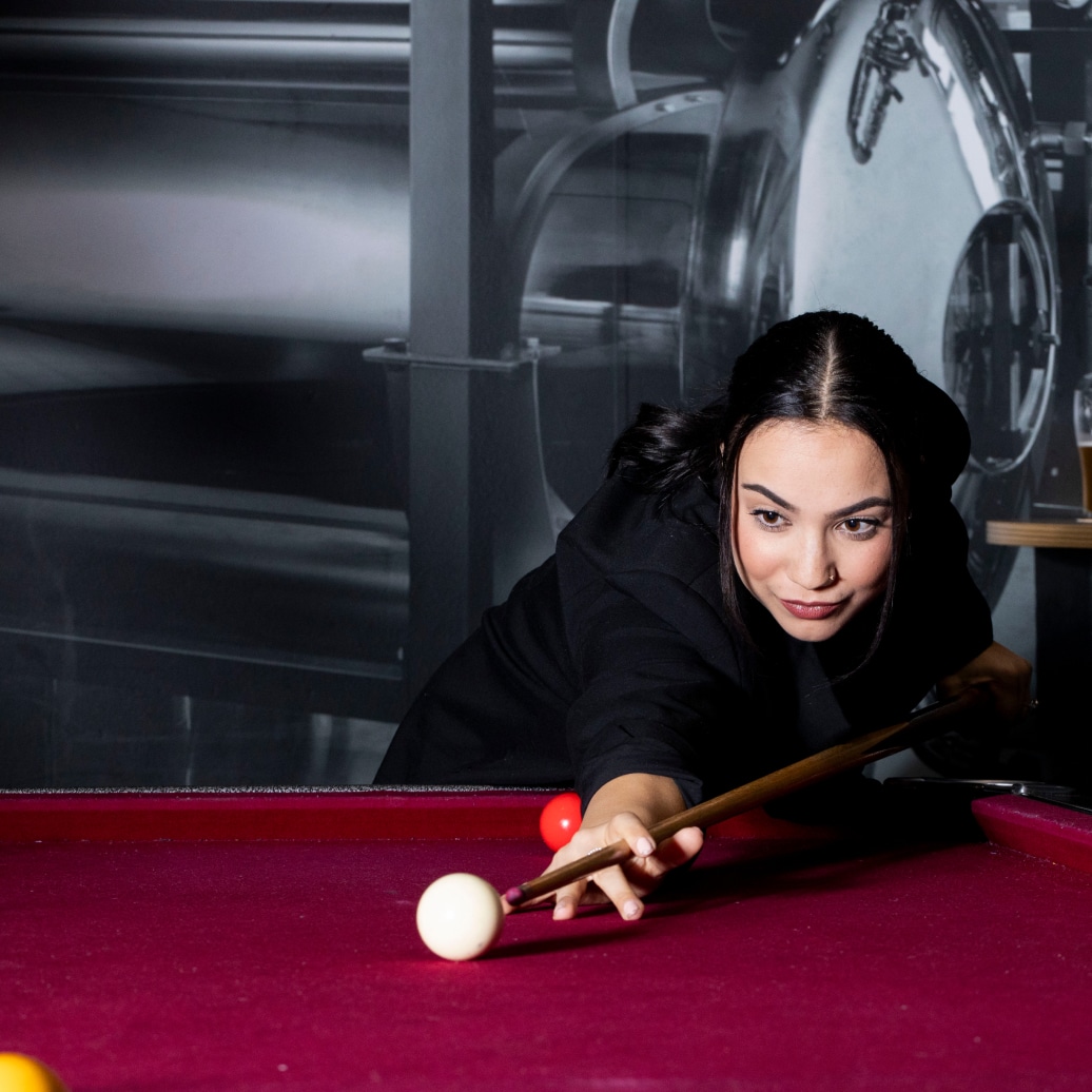 pool table woman 1